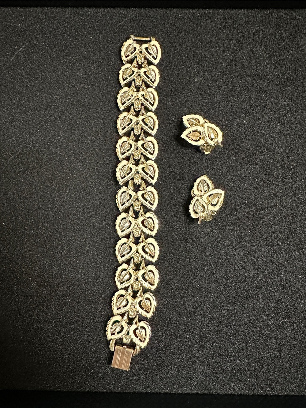 Vintage 1950s P.I.M. Piscitelli Gold Leaf Link Demi Parure Set Bracelet Earrings